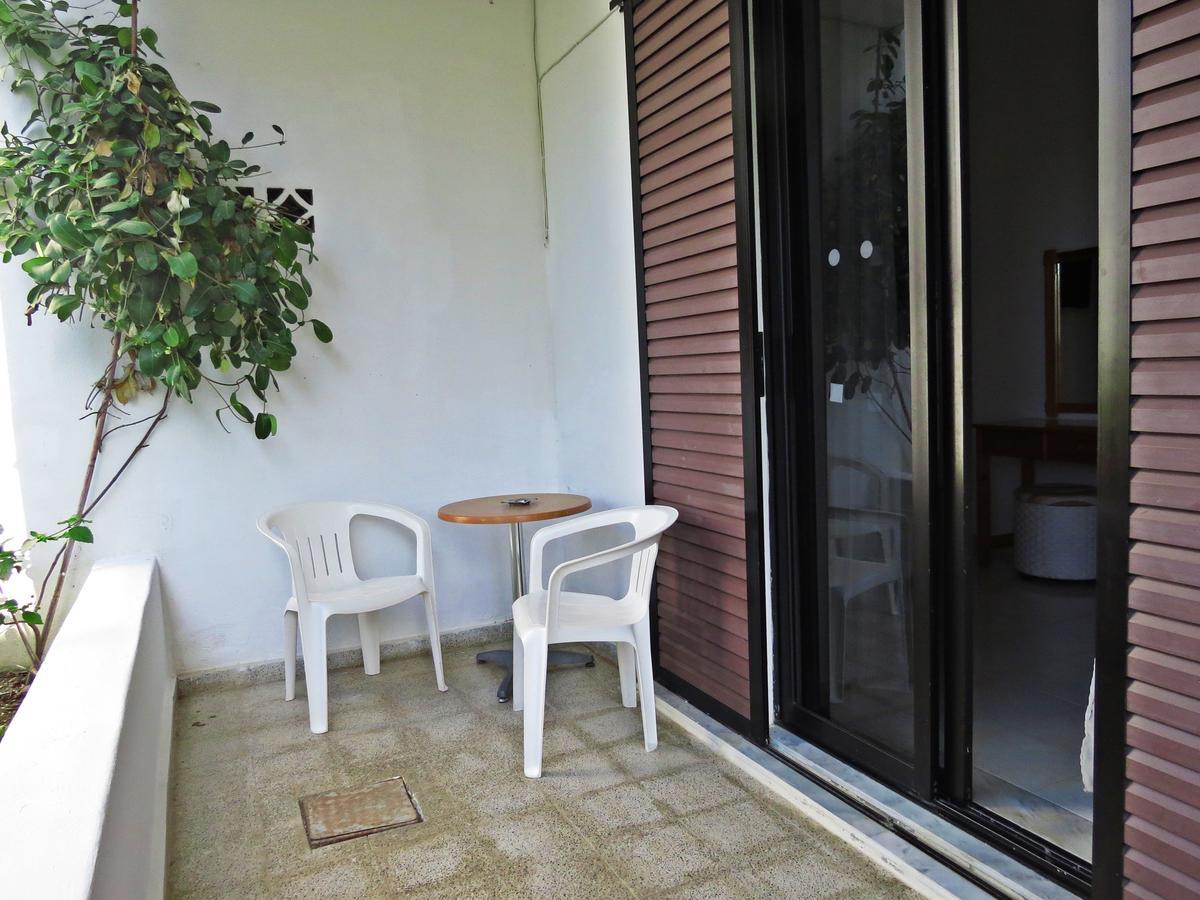 Debby Apartments Ialysos  Zimmer foto