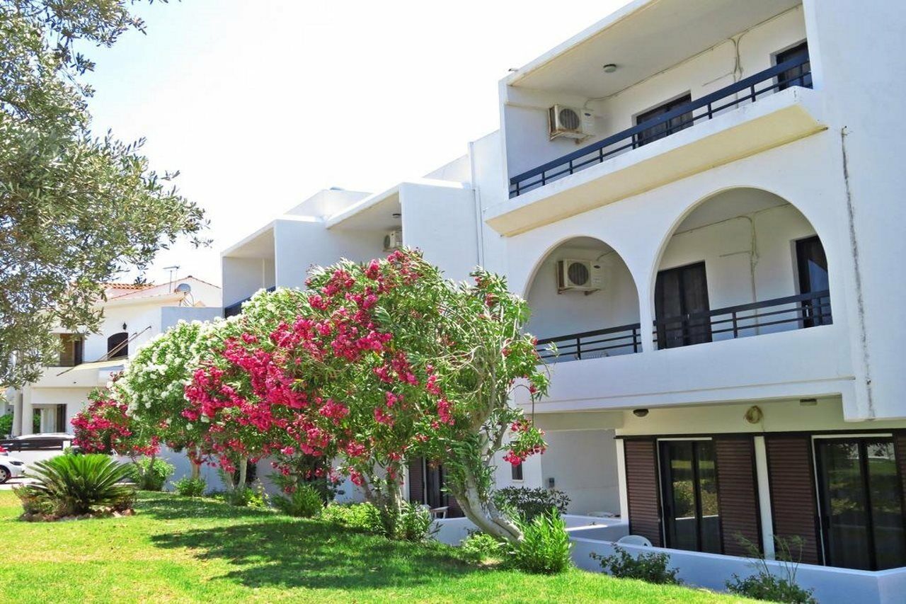 Debby Apartments Ialysos  Exterior foto